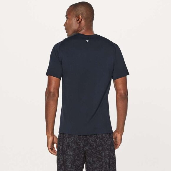 Lululemon | Metal Vent Tech Short Sleeve V Size Medium - Picture 3 of 7